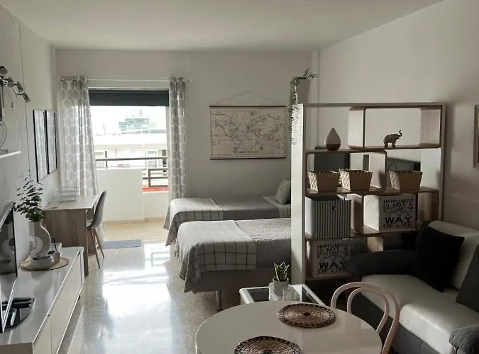 Estudio En Plaza Del Charco * Puerto de la Cruz (Tenerife)