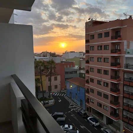 Estudio En Plaza Del Charco Apartman
